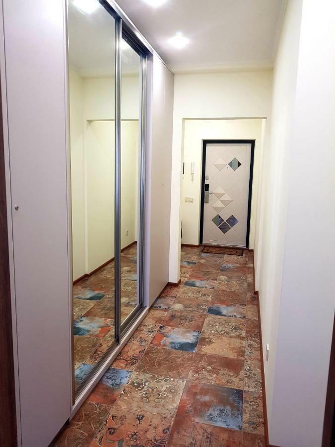 Royal House Apartment Kiev Buitenkant foto