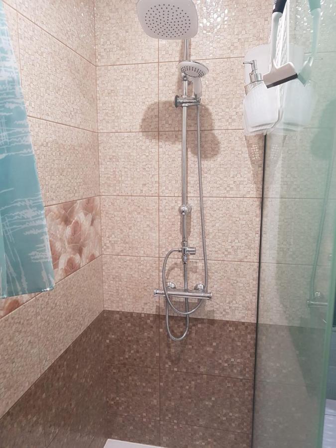 Royal House Apartment Kiev Buitenkant foto