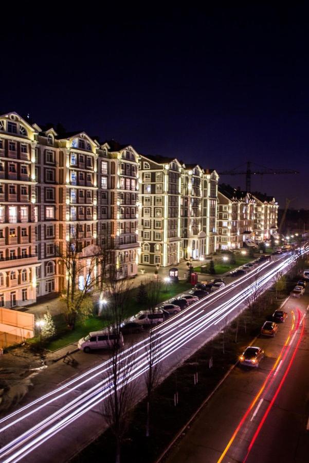 Royal House Apartment Kiev Buitenkant foto